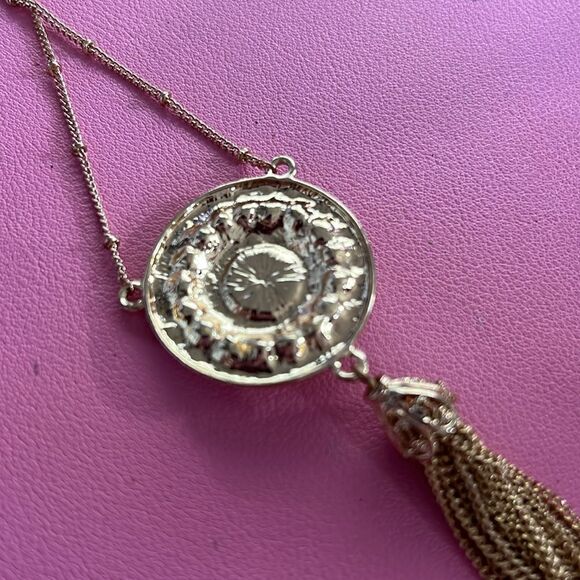 Beautiful Gold Tone with Pink Necklace - Picture 5 of 5